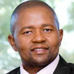Geoffrey Qhena