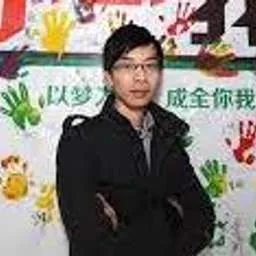 Kunpeng Zhou