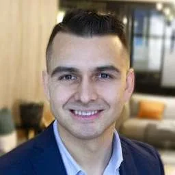 Claudio Fuentes