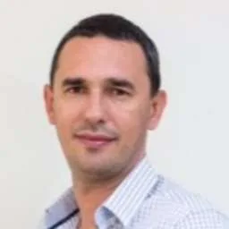 Robert Antokol