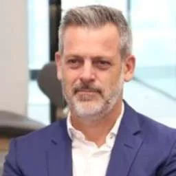 Martí Manent, Chief Executive Officer at Derecho.com
