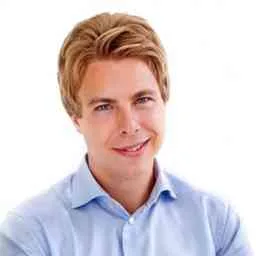Damian Doberstein, Co-Founder at Tierarzt Plus Partner