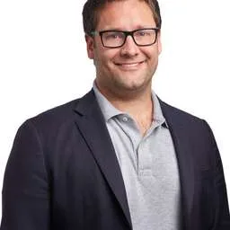 Curtis Gavura