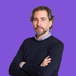 Raúl Juliá Vilar