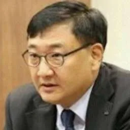 Dong-ik Lee