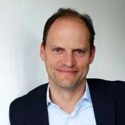 Robert Glaesener, Co-founder and chairman at Fiveoffices