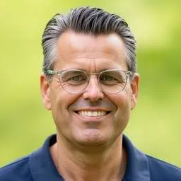 Dirk Vandenhirtz, CEO Founder at AixPoint