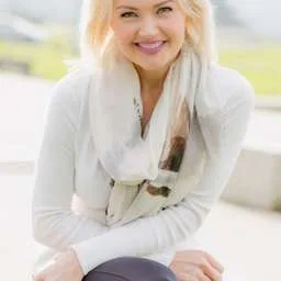 Lara Cumberland