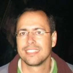 Shmulik Rotshas