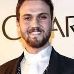 Aras Bulut İynemli, Angel Investor
