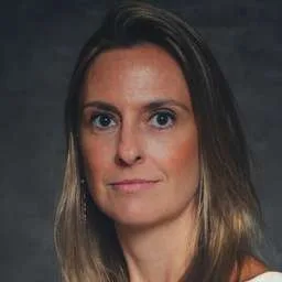 Luciana Antonini Ribeiro