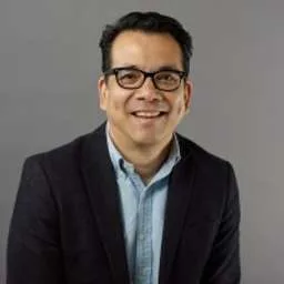Raf Uy, Global CFO and Executive Director at etika