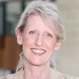 Christine Cross