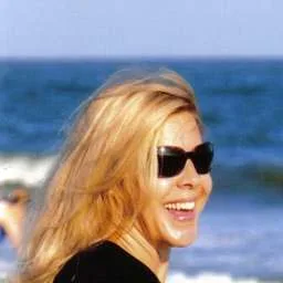 Cathy Sapiro