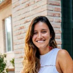 Ana Carolina Menezes