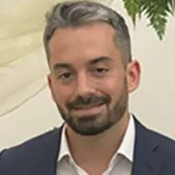 JL Sampedro-Mazon, Investor, Angel Squad at Hustle Fund