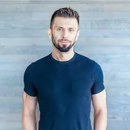 Łukasz Lewandowski, Angel Investor