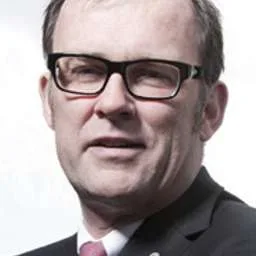 Oliver Bell