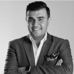Cihan Demir, Founder & CEO at Finartz