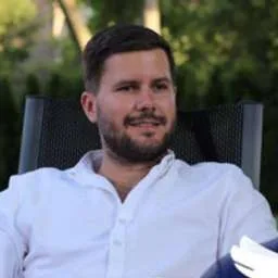 Łukasz Adziński, Angel Investor