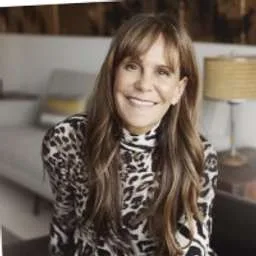 Julie Gilhart