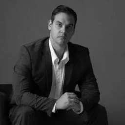 Rafael Saccol Bagolin, Angel Investor