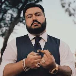Amir Esmailian
