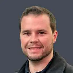 Luis Roberto Marinelli, Co-Founder & CFO at Vana