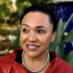 Maria Rosario Jackson