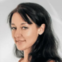 Vera Tóth
