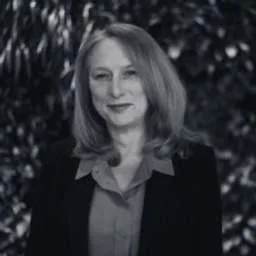 Lorna Green