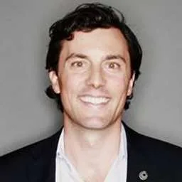Chris Kelly