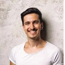 Daniel W Dippold