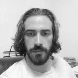Álvaro Martínez Gallardo, Angel Investor