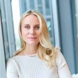 Julia Lang