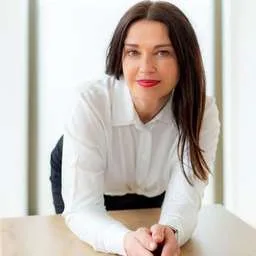 Michaela Hold Schnur