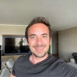 Daniel Guajardo Kushner, Angel Investor