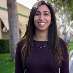Farnaz Shoraka