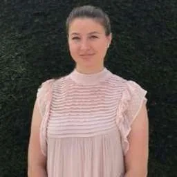 Yana Znamenskaya Falk