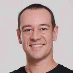 Leonardo Cruz