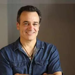 Fernando Casado Cañeque