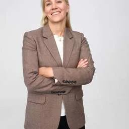 Julia Ehrhardt