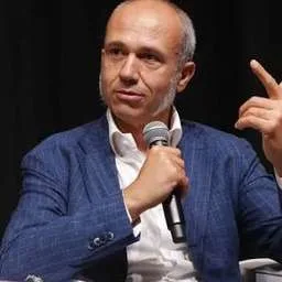 Francesco Mutti, Angel Investor