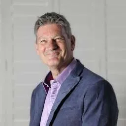 Steven Standring