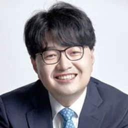 Suyong Park