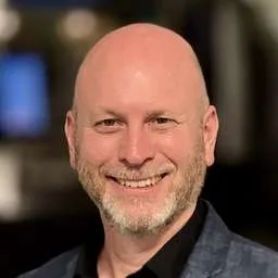 John Bethell, CEO at LUKA Global