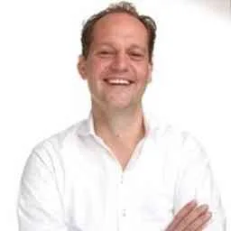 Frank Bomers