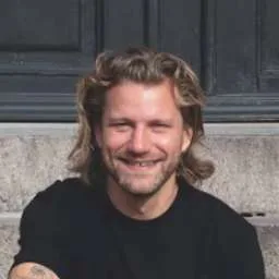 Kasper Juul