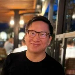 Jing Wei Luo