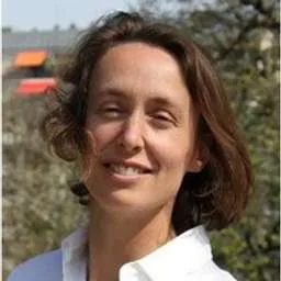 Armelle Poulou